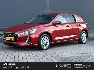 Hyundai i30 1.4 T-GDI Comfort / Navigatie / Apple Carplay & Android Auto / Climate Control / Cruise Control / Camera / LM Velgen 15" / NAP /