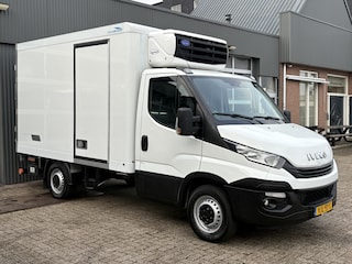 Iveco Daily 35S16 2.3 345 Koel Vries - 20° Nachtaansluiting Bakwagen Koel vriestransport 750 kg laadklep 155pk Automaat 8 traps Cruise controle Airco Navigatie 3 persoons Euro 6 Bakwagen 1e eigenaar Koeling Vriezen Ko