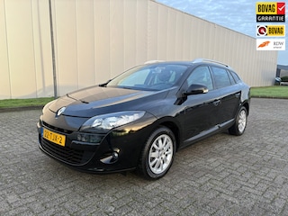 Renault Mégane Estate 1.6 Parisienne , Schuifdak, Navigatie, Trekhaak