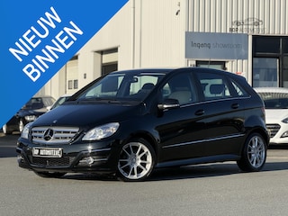 Mercedes-Benz B-klasse 160 Business Class AUTOMAAT/HALF LEER/PDC/CRUISE/STOELVERWARMING/APK NIEUW BIJ AFLEVERING!