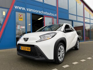 Toyota Aygo 1.0 VVT-I Play Navi Carplay Camera Led 5-Deurs Airco