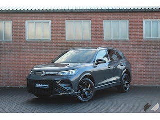 Volkswagen Tiguan 2.0 TDI R-line | Trekhaak | 360 | Black style |