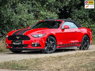 Ford Mustang Convertible 2.3 EcoBoost | 1e eig. | Europees | Clima | Cruise | Navi | Stoelventilatie | Leder | PDC met camera |