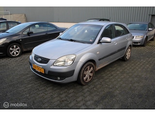 Kia Rio 1.4 LXE