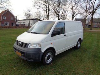 Volkswagen Transporter 12-10-2026
