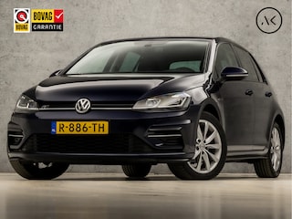 Volkswagen Golf 1.5 TSI R-Line Sport 150Pk Automaat (APPLE CARPLAY, GROOT NAVI, CLIMATE, STOELVERWARMING, ALCANTARA, DYNAMISCHE KNIPPERLICHTEN, ADAPTIVE CRUISE, PARKEERSENSOREN, LED KOPLAMPEN, GETINT GLAS, NIEUWSTAAT)