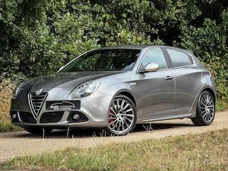 Alfa Romeo Giulietta 1.7 TBi Quadrifoglio Verde | Clima | Cruise | Navi | DAB | Grigio Magnesio | PDC | Sportstoelen |