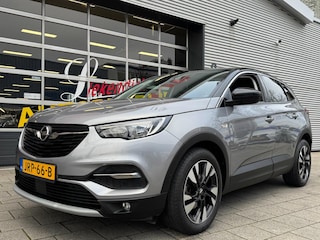 Opel Grandland X 1.2 Turbo Design Line - Navigatie I Airco I Sport stoelen I LED I PDC I Achteruitrij camera I Dealer onderhouden