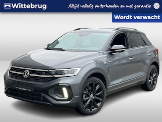 Volkswagen T-Roc 1.5 TSI 150 PK R-Line / Digital Cockpit Pro / Elektrisch Achterklep / Black Style / IQ Light / Achteruitrijcamera / 18''LMV