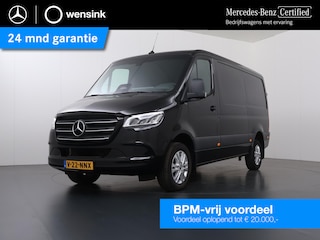 Mercedes-Benz Sprinter 319 CDI | Aut. | L2 H1 | Select | Distronic Plus | LM Velgen | 3500 KG. Trekhaak | 3-zits | Navigatie | Parkeercamera | Laadruimte-betimmering | Certified