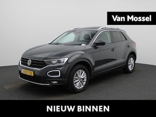 Volkswagen T-Roc 1.5 TSI Style Business | Automaat | PANO | ACC | Achteruitrijcamera | Trekhaak | Virtual Cockpit | Carplay | Stoelverwarming |
