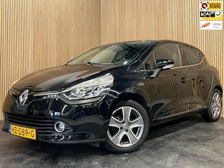 Renault Clio 0.9 TCe|BLACK EDITION|FACELIFT|NAVIGATIE|CRUISE CONTROL|AIRCO|BLUETOOTH|5-DEURS|PDC ACHTER|NL-AUTO|NAP|