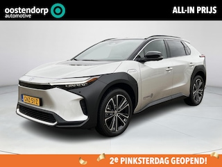 Toyota bZ4X Premium 71 kWh | Panoramisch dak | 3 Fase laden | Precious Silver Prem. metallic/ zwart dak | Demonstratie auto |