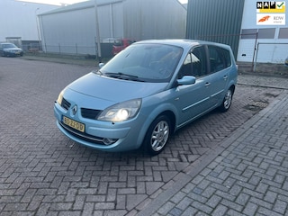 Renault Scénic 2.0-16V Tech Line 7p. Airco Pdc Achter Navi Cruise Leder Bekleding