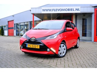 Toyota Aygo 1.0 VVT-i x-play 5-drs Airco|Cam|LEDdagrij