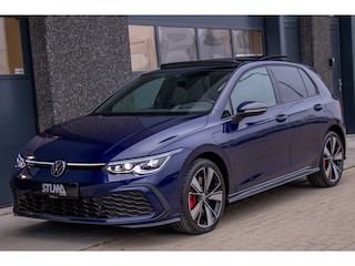 Volkswagen Golf 1.4 eHybrid GTE | Pano | HUD | LED | IQ Lights | Carplay | Camera | Sfeer | Stuurverwarming | Stoelverwarming | ACC | Keyless | Lane Assist | Side Assist | Front Assist | 1 Eigenaar | Dealer Onderhouden | Garantie