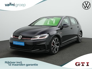 Volkswagen Golf 2.0 TSI 245 pk DSG GTI Performance - Origineel NL | Trekhaak | Dynaudio | Adaptief sportonderstel | Navigatie Discover Pro | Achteruitrijcamera