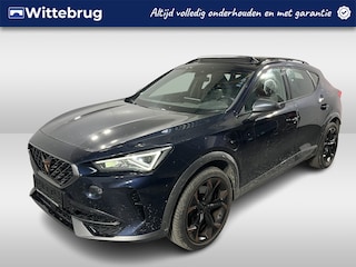 Cupra Formentor 1.4 e-Hybrid VZ Black Edition / AUTOMAAT/ PANO/ LEER/ KEYLESS/ ELEKTR. STOEL/ PARK. SENSOREN + CAMERA/ FULL LINK/ CLIMA/ RIJ-MODI/ STOEL + STUUR VERWARM./ 19'' LMV