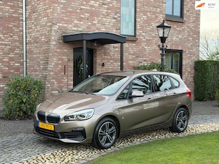 BMW 2-serie Tourer 225xe iPerformance Sport Leder Camera