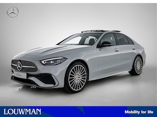 Mercedes-Benz C-klasse 300 e Business Solution AMG | Premium Plus pakket  | Trekhaak | Nightpakket | Stoelventilatie voor | Sierdelen essenhout bruin | Nappaleder | Head-up display | 360°-camera | USB-pakket plus |