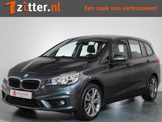 BMW 2-serie Tourer 218i Essential 7-Persoons Bluetooth, Stoelverwarming, Cruise Control