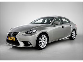 Lexus IS 300h Luxury Line | Schuifdak | Stoelgeheugen | Leer | Parkeersensoren |