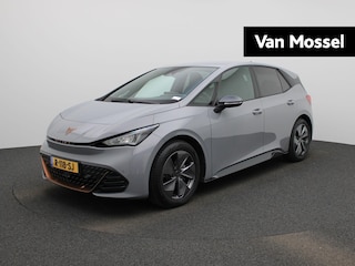 Cupra Born Business 62 kWh | Automaat | Navigatie | Apple Carplay / Android Auto | Achteruitrijcamera | Virtual Cockpit | Cruise Control | Parkeersensoren | Climate Control | Stoel/Stuur verwarming | Lane Assistant | Keyless | Lichtmetalen Velgen |