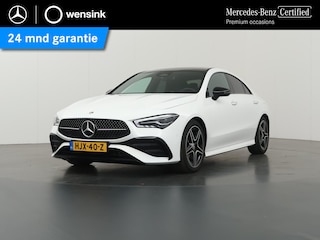 Mercedes-Benz CLA 180 AMG Line | Panoramadak | Sfeerverlichting | Nightpakket | Stoelverwarming | Multimedia Systeem Groot |