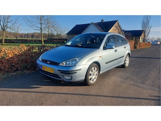 Ford Focus 1.6-16V Futura CLIMA BJ 2004