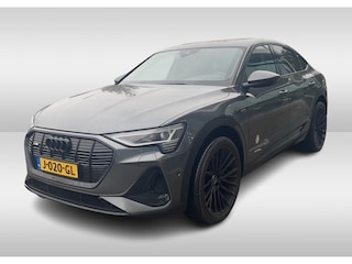 Audi E-tron 50 quattro S edition 71 kWh / SOH 94,4% / Trekhaak / Panoramadak / Camera / Luchtvering / 20'' / Leder&Alcantara / DAB / ACC / Navigatie / Stoelverwarming