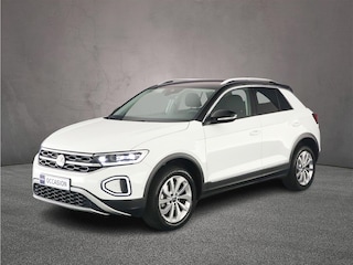 Volkswagen T-Roc Style 1.5 TSI 150pk DSG Automaat Trekhaak, Adaptive cruise control, LED koplampen, Navigatie, Stoelverwarming, Parkeersensoren, App connect