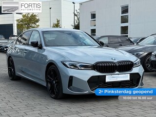 BMW 320d xDrive M-SPORT ** LASER, NAVI+, LEDER, HuD, ACC, SCHUIF/KANTEL, 19-inch LMV, H&K ** 1e EIG - UNFALLFREI - BMW GAR ** ** INFORMEER OOK NAAR ONZE AANTREKKELIJKE FINANCIAL-LEASE TARIEVEN **