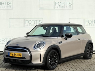 Mini Cooper 1.5 Camden Edition NL AUTO | CARPLAY | DEALER ONDERH | UNION JACK
