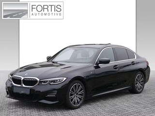 BMW 320iA M-SPORT ** LED, LC Prof, NAVI+, LEDER, MEMORY-, SPIEGEL-, 18-inch LMV ** UNFALLFREI ** ** INFORMEER OOK NAAR ONZE AANTREKKELIJKE FINANCIAL-LEASE TARIEVEN **