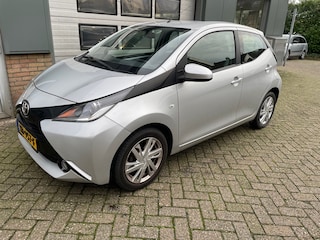 Toyota Aygo 1.0 VVT-i x-cite