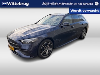 Mercedes-Benz C-klasse Estate 300 e AMG Line / Digitaal dashboard / Pano / Navigatie / Leder / App connect / Camera / PDC V+A / Lichtmetaal 18 inch /
