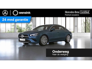 Mercedes-Benz CLA 200 Luxury Line | Trekhaak | Stoelverwarming | Sfeerverlichting | Widescreen |