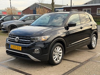 Volkswagen T-Cross 1.0 TSI Life Digital dash Adaptive cruise PDC Carplay