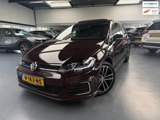 Volkswagen Golf 1.4 TSI PHEV GTE |Pano|