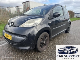 Peugeot 107 1.0-12V XS