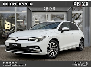 Volkswagen Golf 1.4 eHybrid Style |SOH97%|Carplay|ACC|ErgoActive|Allseason
