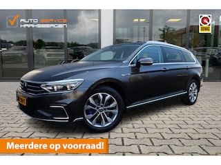 Volkswagen Passat Variant 1.4 TSI PHEV GTE Business | Pano | Trekhaak | Camera |