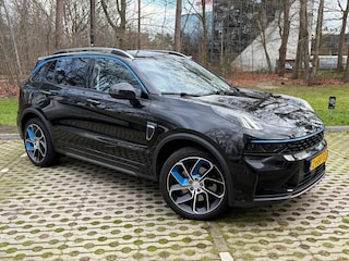 Lynk & Co 01 1.5 l Panoramadak | 360° Camera | BLIS