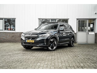 BMW iX3 Executive 80 kWh | Leder | Pano | AppleCarplay | Camera