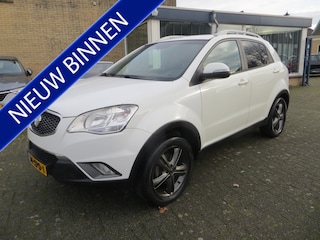 SsangYong Korando 2.0 Sapphire-AIRCO-CRUISE-LEER-NAP-GARANTIE!