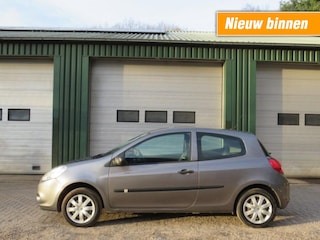 Renault Clio 1.2 SPECIAL LINE