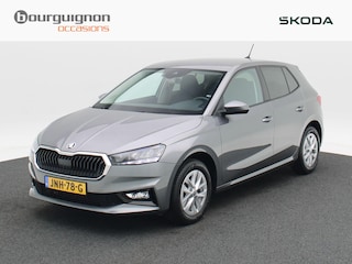 Skoda Fabia 1.0 TSi 115 Pk Automaat Selection | Virtual Cockpit | Stoel- & Stuurverwarming | Keyless | CarPlay | Sensoren Achter | LED | 15 Inch | 43.082 Km!!