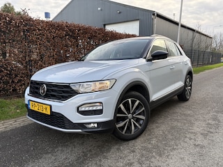 Volkswagen T-Roc 1.0 TSI Style / AIRCO / NAVI / CRUISE