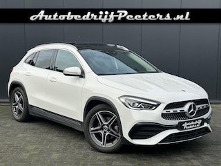 Mercedes-Benz GLA 200 AMG Line Pano LED Leder Camera Sfeerlicht MBUX Trekhaak