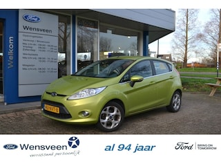 Ford Fiesta 1.25i 82pk Titanium 5-deurs | dealer onderhouden, trekhaak